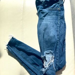 Sneak Peek Jeans